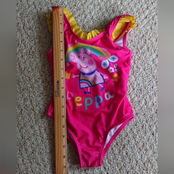 Peppa Pig Ruffled One-Piece Swimsuit Size 3T - Picture 8 of 12